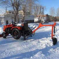 Миниэкскаватор на базе трактора УРАЛЕЦ