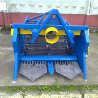 Картофелекопалка КТН-2ВМ-01 с элеватором на звене и активным битером