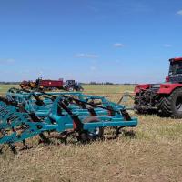 Культиватор стерневой тяжелый полуприцепной складной КСТ-11700 М "Кедр" пружинная борона