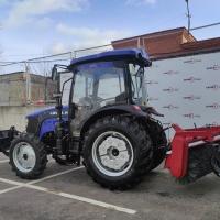 Коммунальный трактор LOVOL TB754 с гидроповоротным отвалом и щеткой