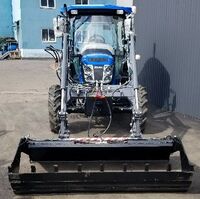 Фронтальный погрузчик челюстной быстросъемный на Solis 50