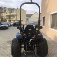 Трактор SOLIS 26 HST (гидростатическая трансмиссия) газонные колеса