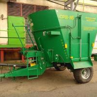 Смеситель кормораздатчик СРВ-8Б 8 м3, вертикальный