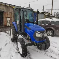 Трактор Синтай XT504 с кабиной