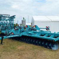 Борона дисковая универсальная полуприцепная складная БДУ-8х2ПС М2 "Булат" тандемный каток