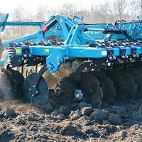 Борона дисковая легкая полуприцепная складная ДЛ-620ПС М "Форвард" тандемный каток