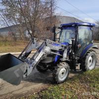 Коммунальный трактор LOVOL ТВ504 с фронтальным погрузчиком