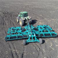 Культиватор стерневой средний полуприцепной складной КСС-6700 М2 "Олимп" пружинная борона